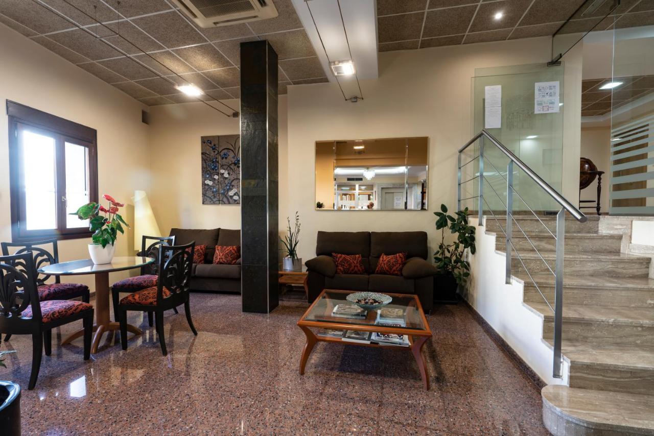 Hotel Anna Cocentaina Bagian luar foto