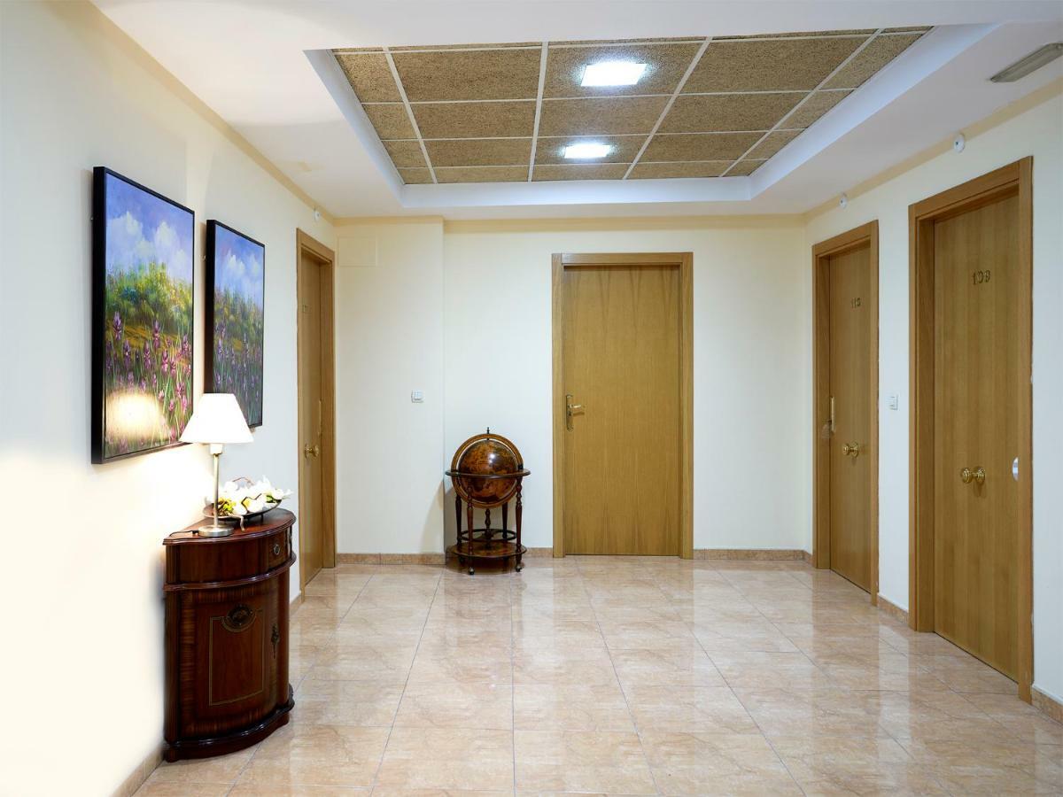 Hotel Anna Cocentaina Bagian luar foto
