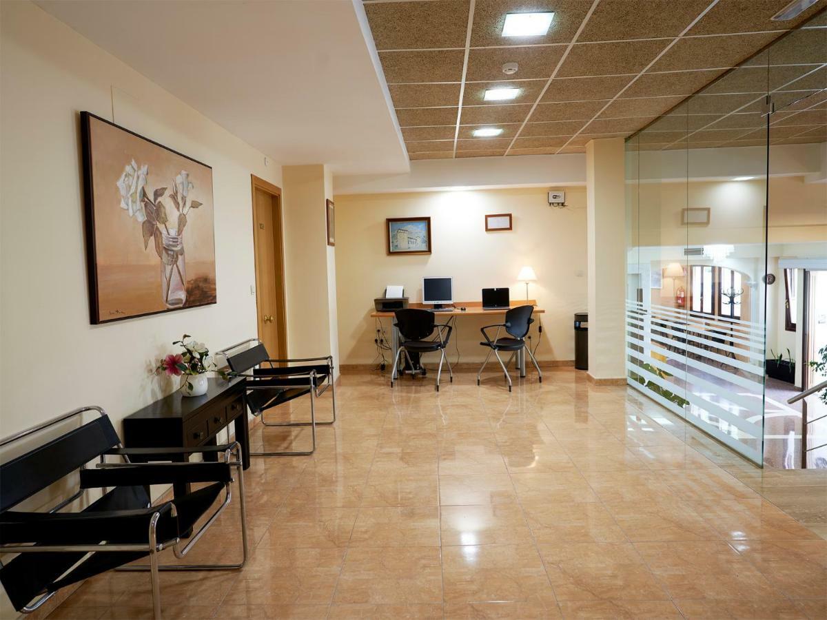 Hotel Anna Cocentaina Bagian luar foto