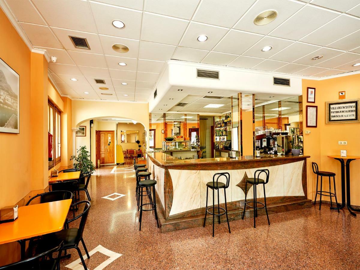 Hotel Anna Cocentaina Bagian luar foto